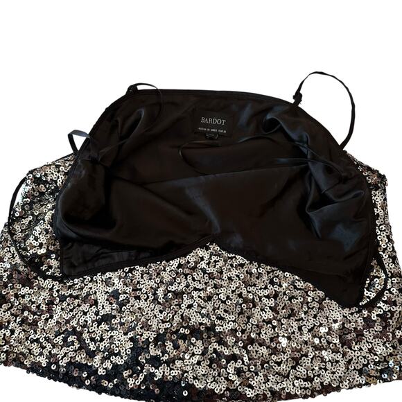 Bardot Silver Sequin Adjustable Strap Tank Sz 6/Small - Picture 5 of 6